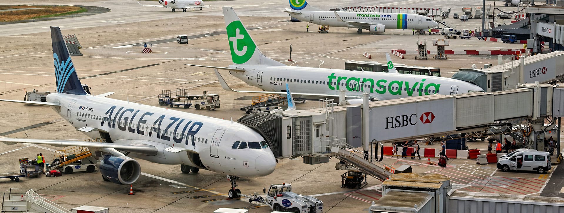 reservation-taxi-moto-aeroport-de-beauvais-taxi-moto-premium